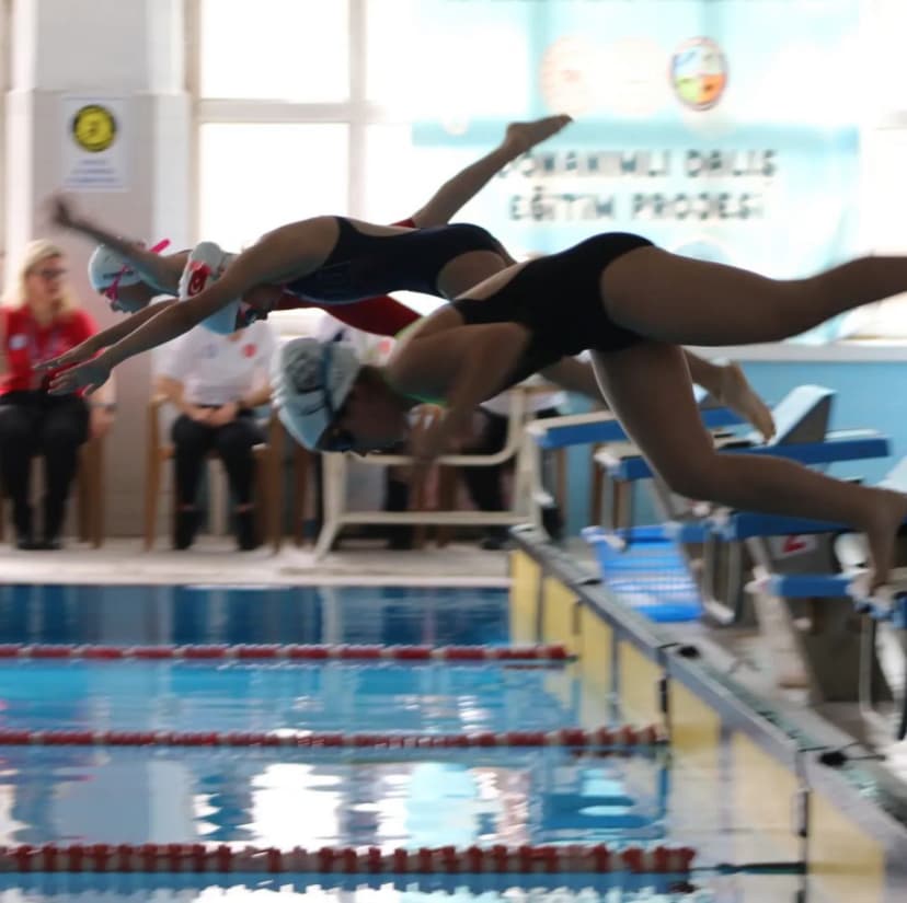 Antalya Yüzme Kursu Seçimi: Profesyonel Rehber 2025 - Antalya Yüzme Akademisi Blog