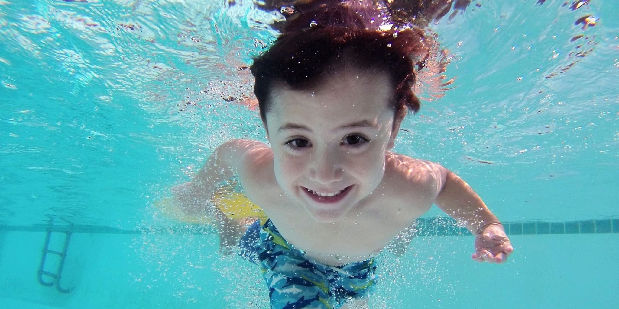 Antalya Yüzme Kursu Fiyatları 2025: Kapsamlı Rehber ve Fiyat Analizi - Antalya Yüzme Akademisi